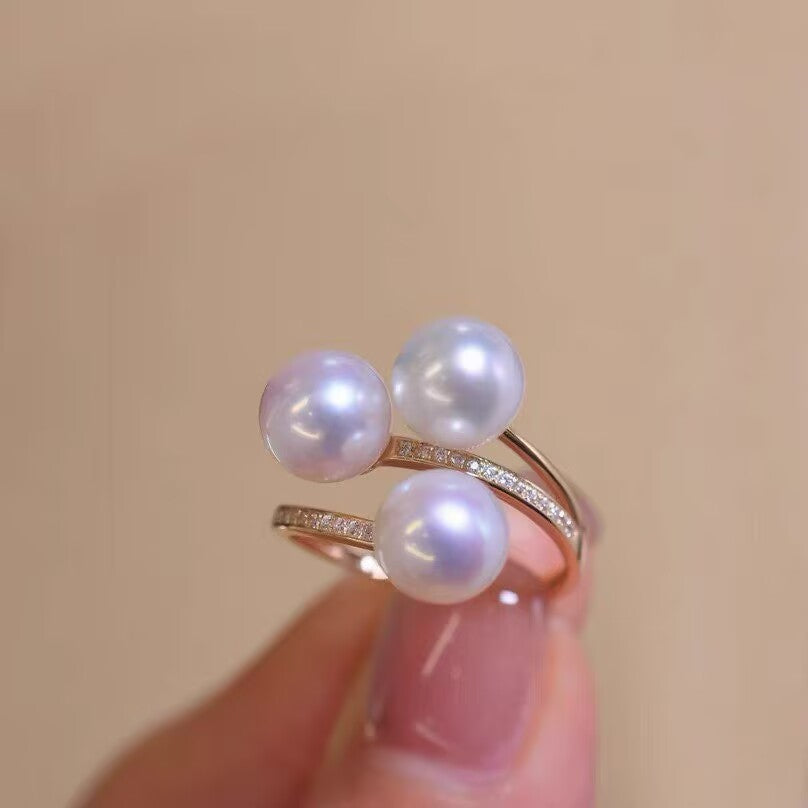 Triple pearl ring in elegant style