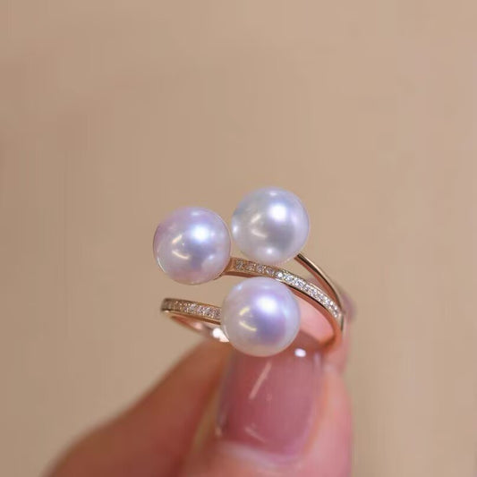 Triple pearl ring in elegant style